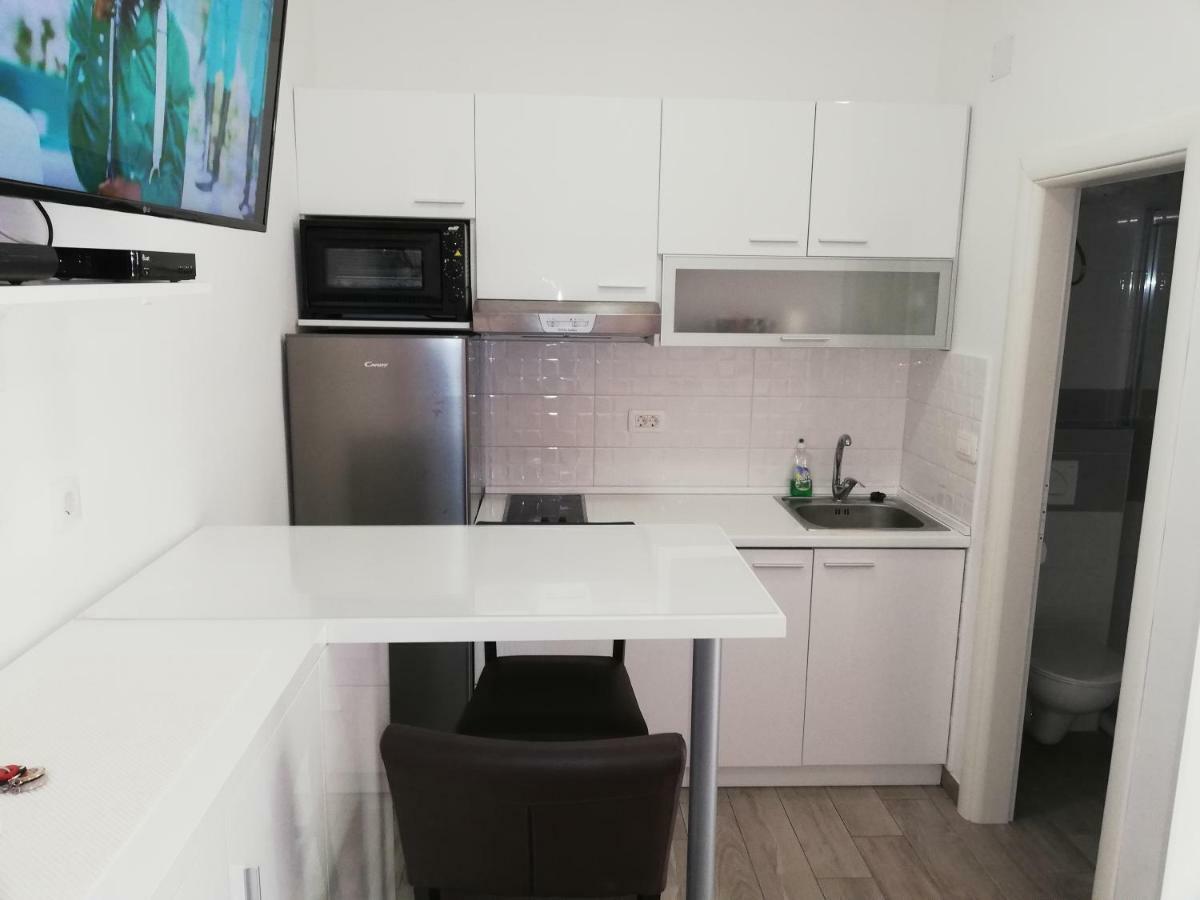 Apartment Vinko สปลิท ภายนอก รูปภาพ