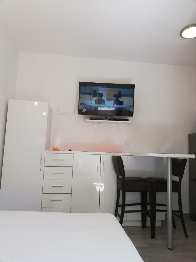 Apartment Vinko สปลิท ภายนอก รูปภาพ